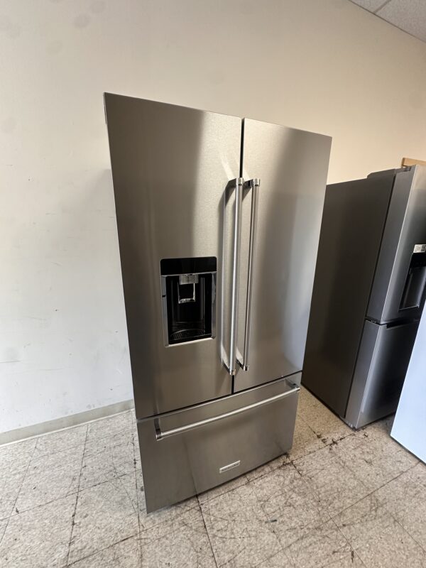 KitchenAid Counter-Depth 23.8-cu ft 3 -Door 36-in Wide French Door Refrigerator with Ice Maker with Water and Ice Dispenser